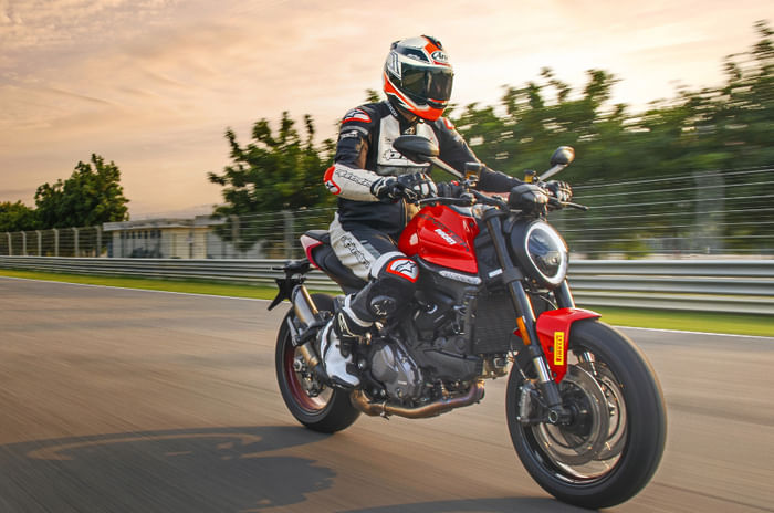 Ducati Monster review, track ride Ducati Monster review, track ride